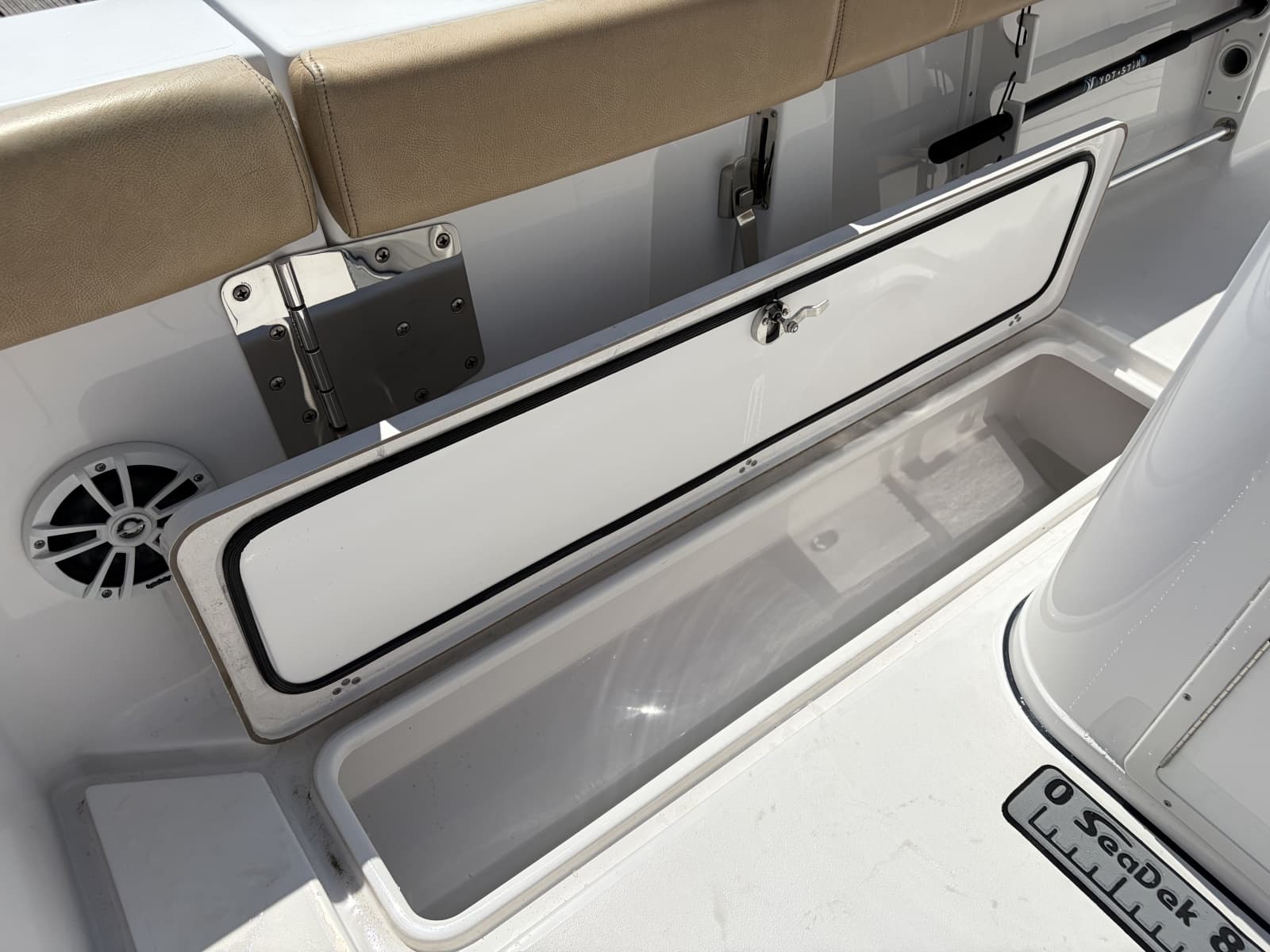 2018 Sportsman Open 312 Center Console - Photo 12