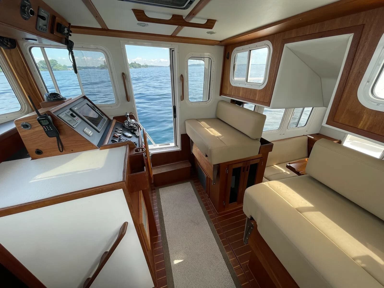 2010 Nordic Tugs 32/34 Pilothouse - Photo 35