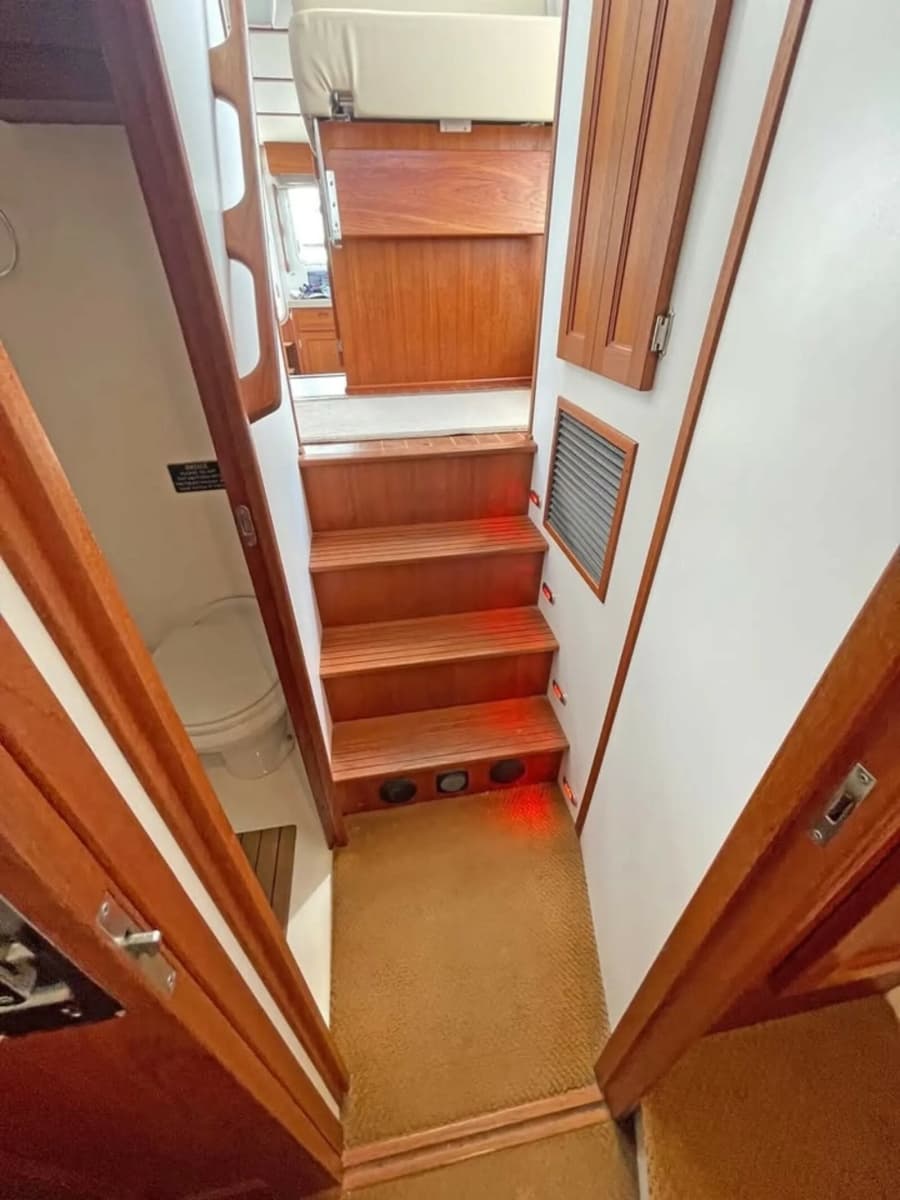 2010 Nordic Tugs 32/34 Pilothouse - Photo 36