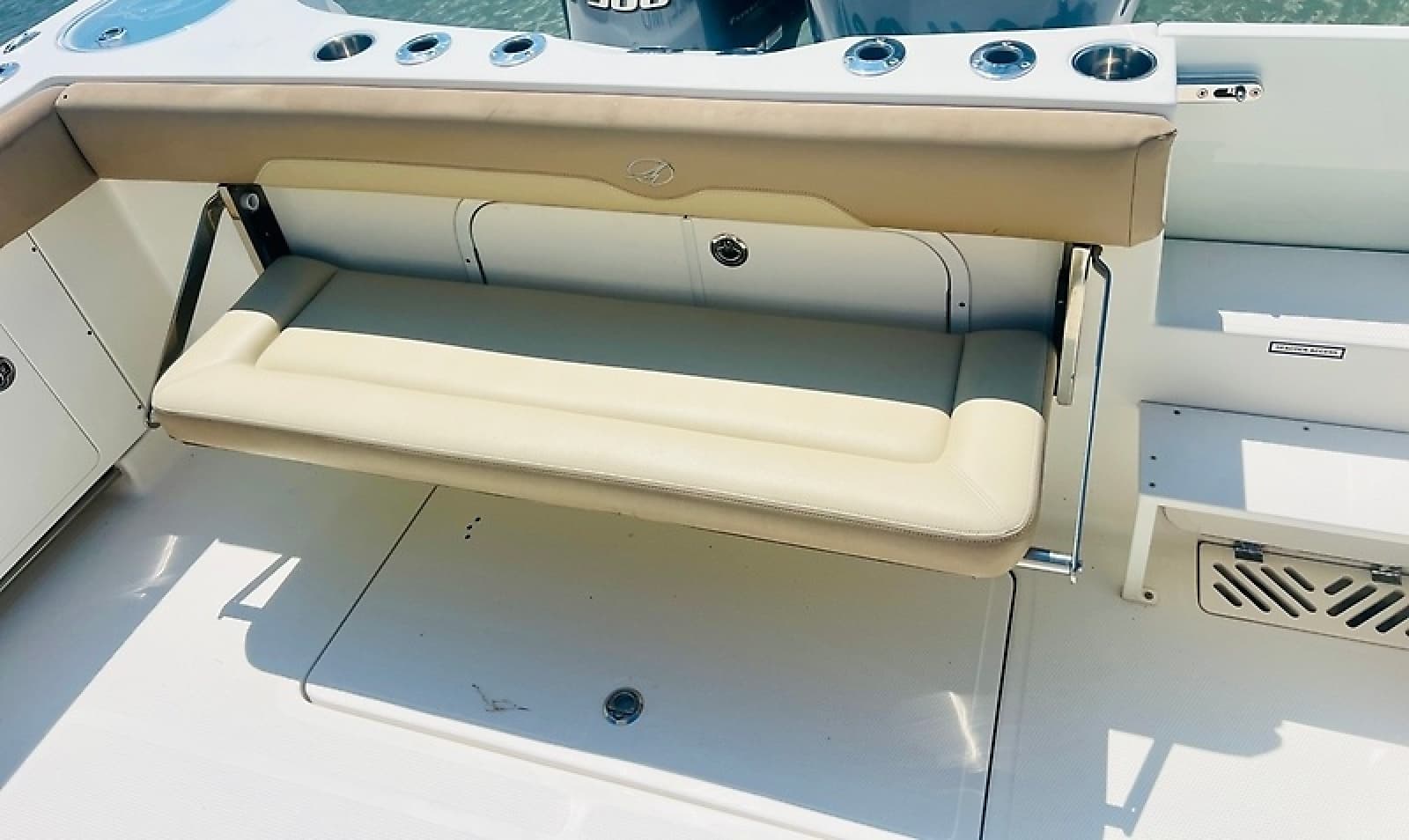 2017 Sailfish 320 CC - Photo 22