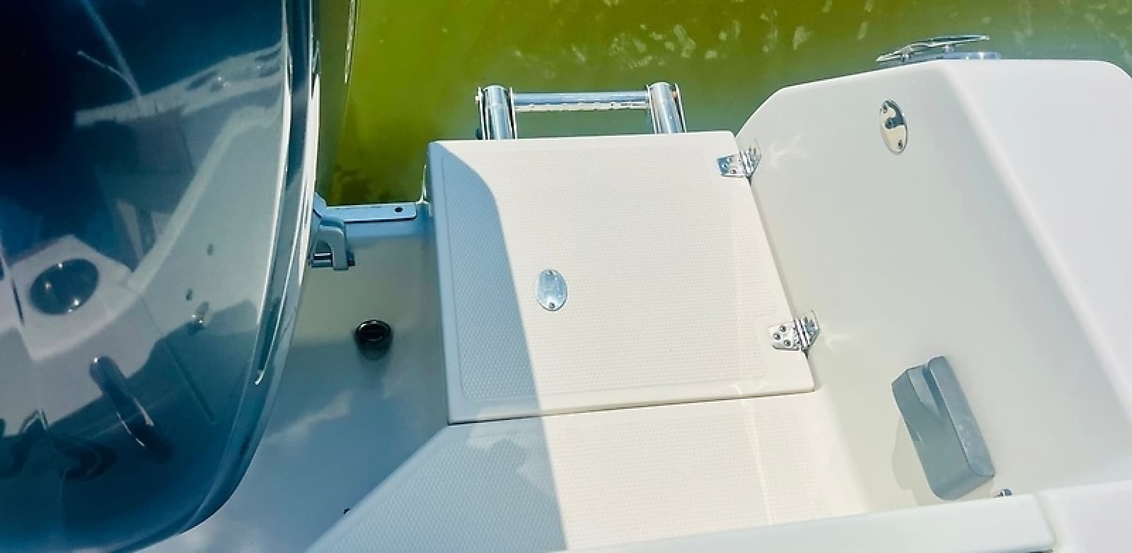 2017 Sailfish 320 CC - Photo 30