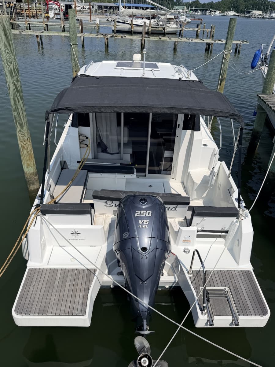 2022 Jeanneau NC 795 - Photo 2