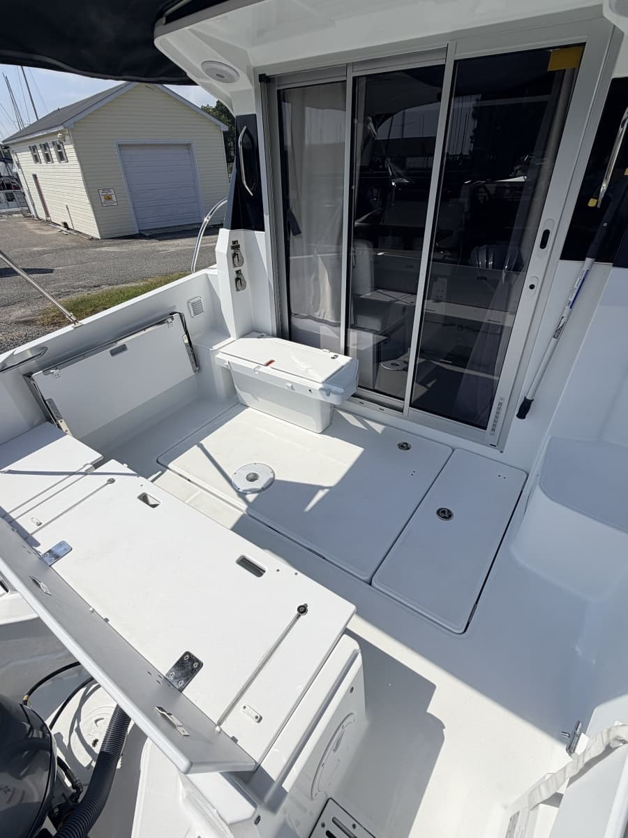 2022 Jeanneau NC 795 - Photo 16