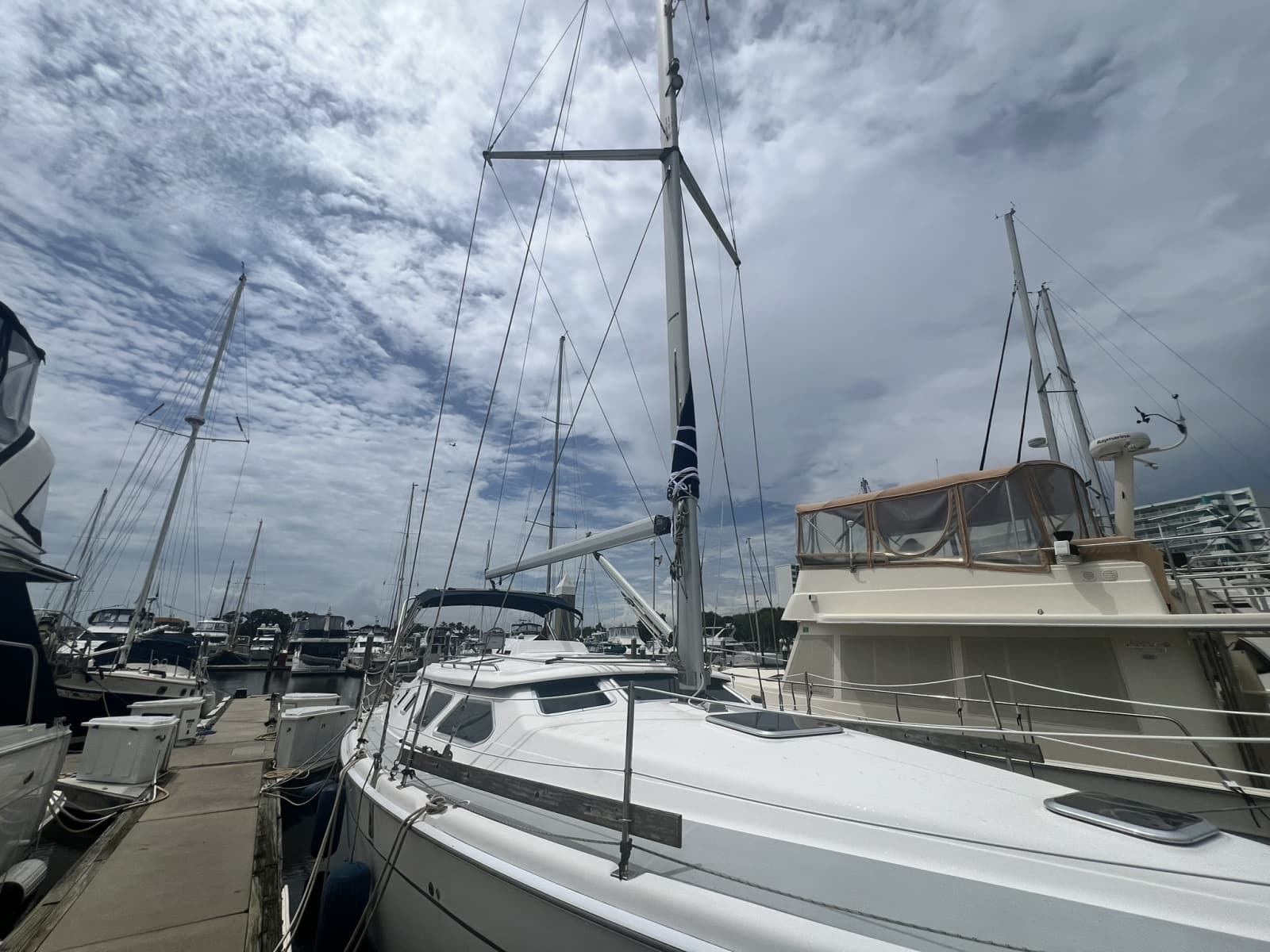 2007 Hunter 41 Deck Salon - Photo 17