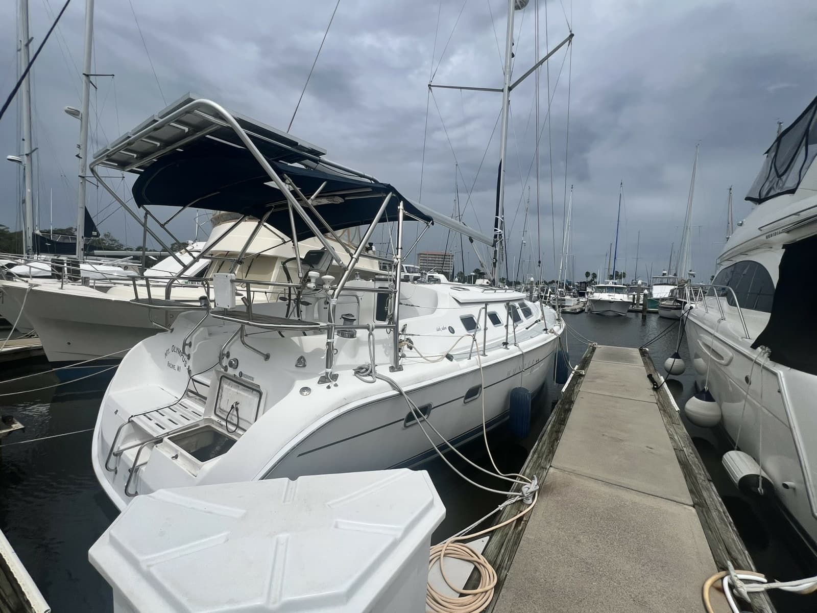 2007 Hunter 41 Deck Salon - Photo 1