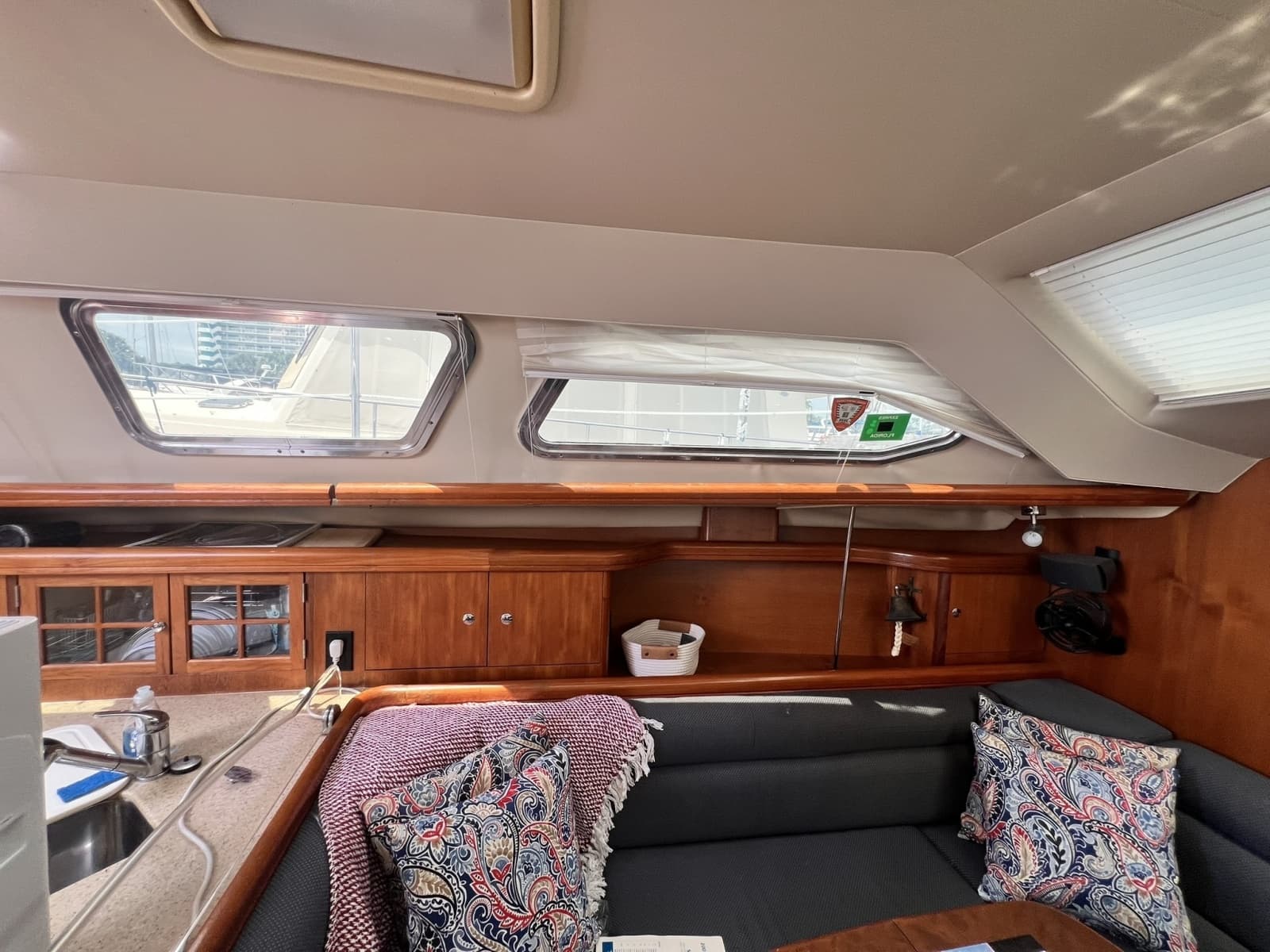 2007 Hunter 41 Deck Salon - Photo 39