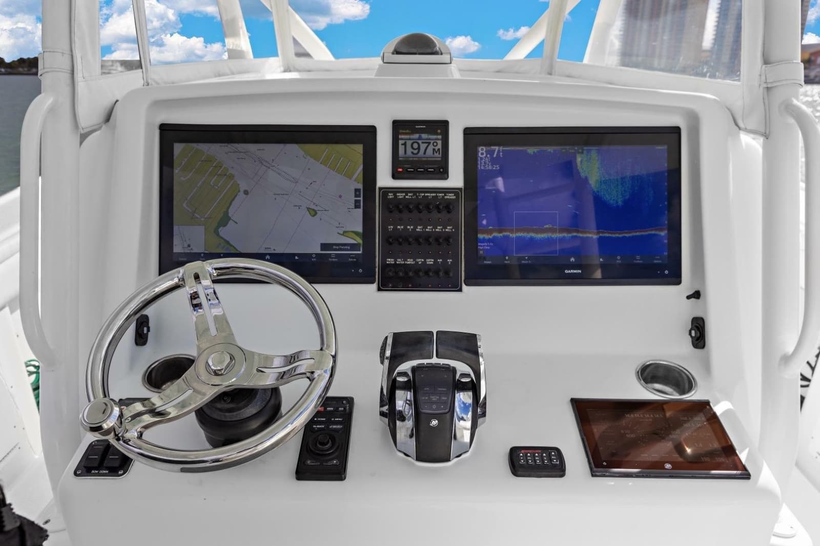 2015 Yellowfin 39 Offshore - Photo 12