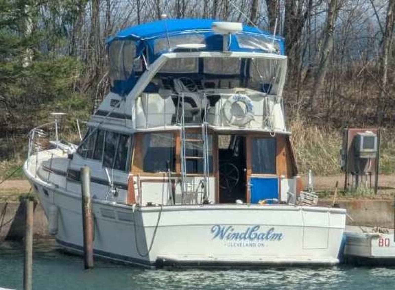 1986 Bayliner 3870 - Photo 6