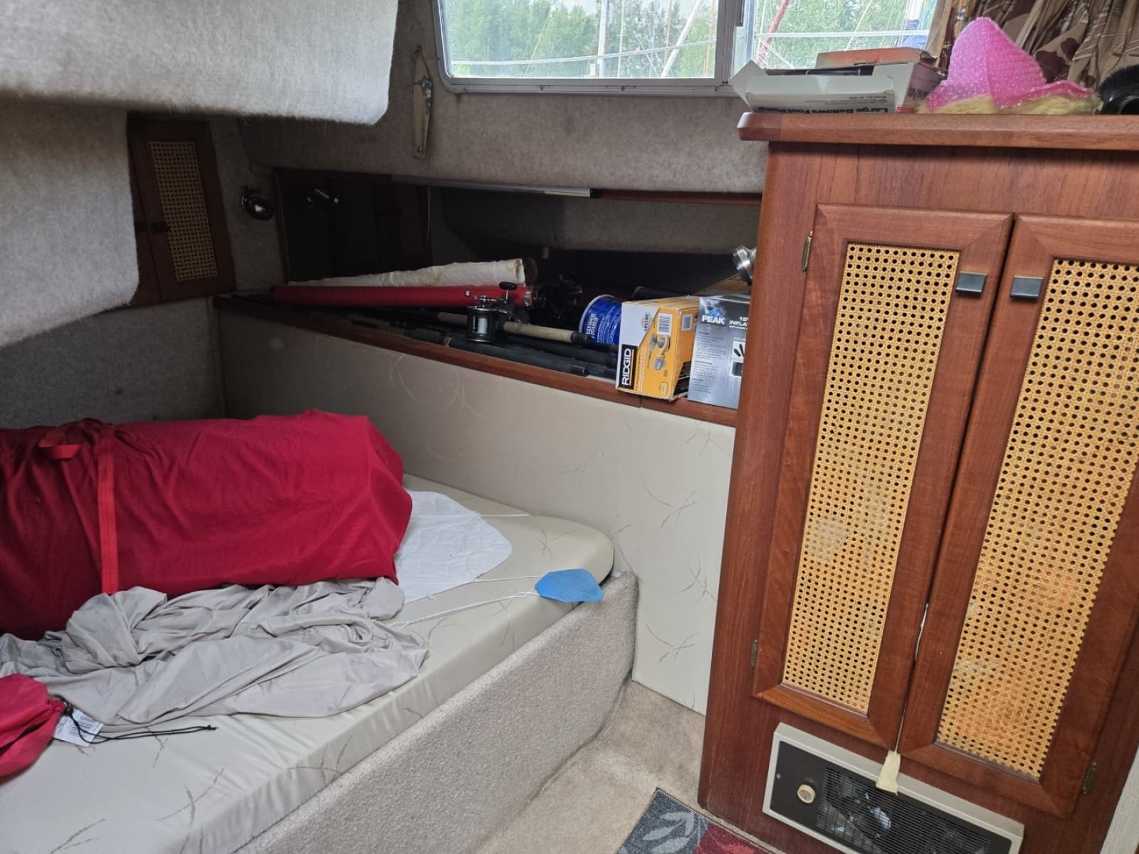 1986 Bayliner 3870 - Photo 20