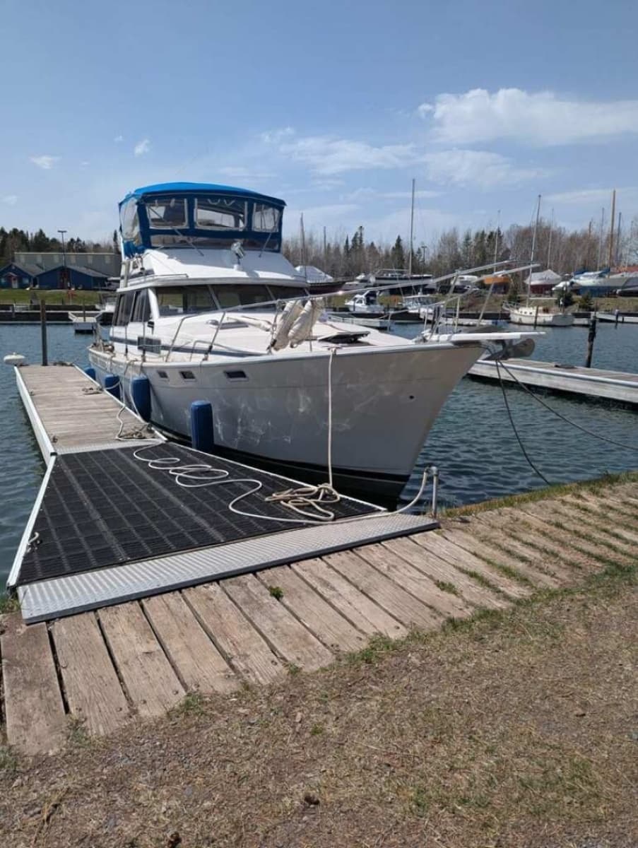 1986 Bayliner 3870 - Photo 4