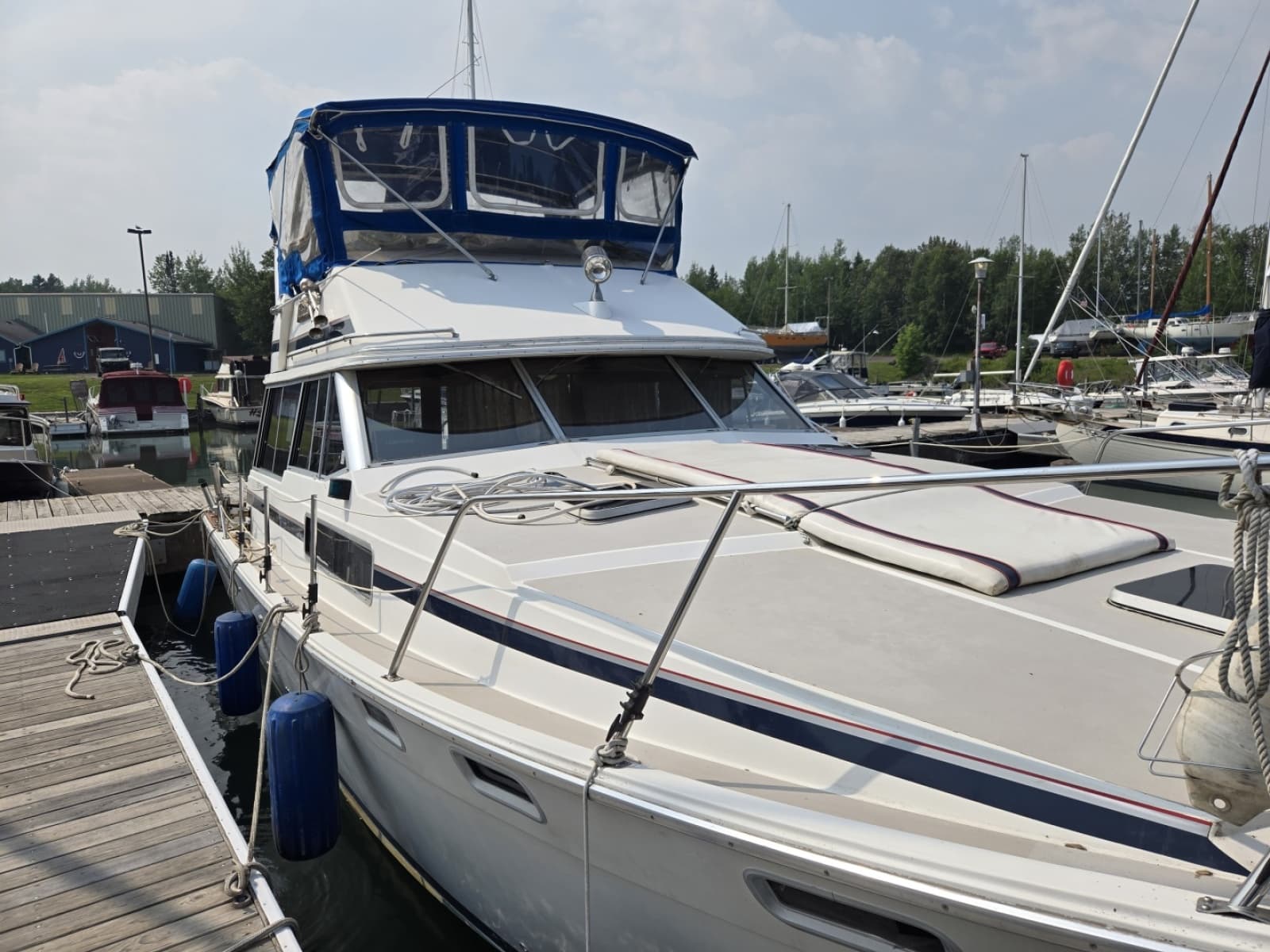 1986 Bayliner 3870 - Photo 5
