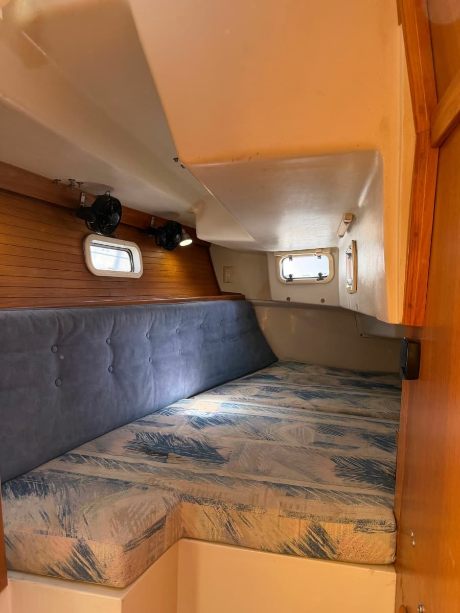 1995 Catalina 36 Mk II - Photo 33