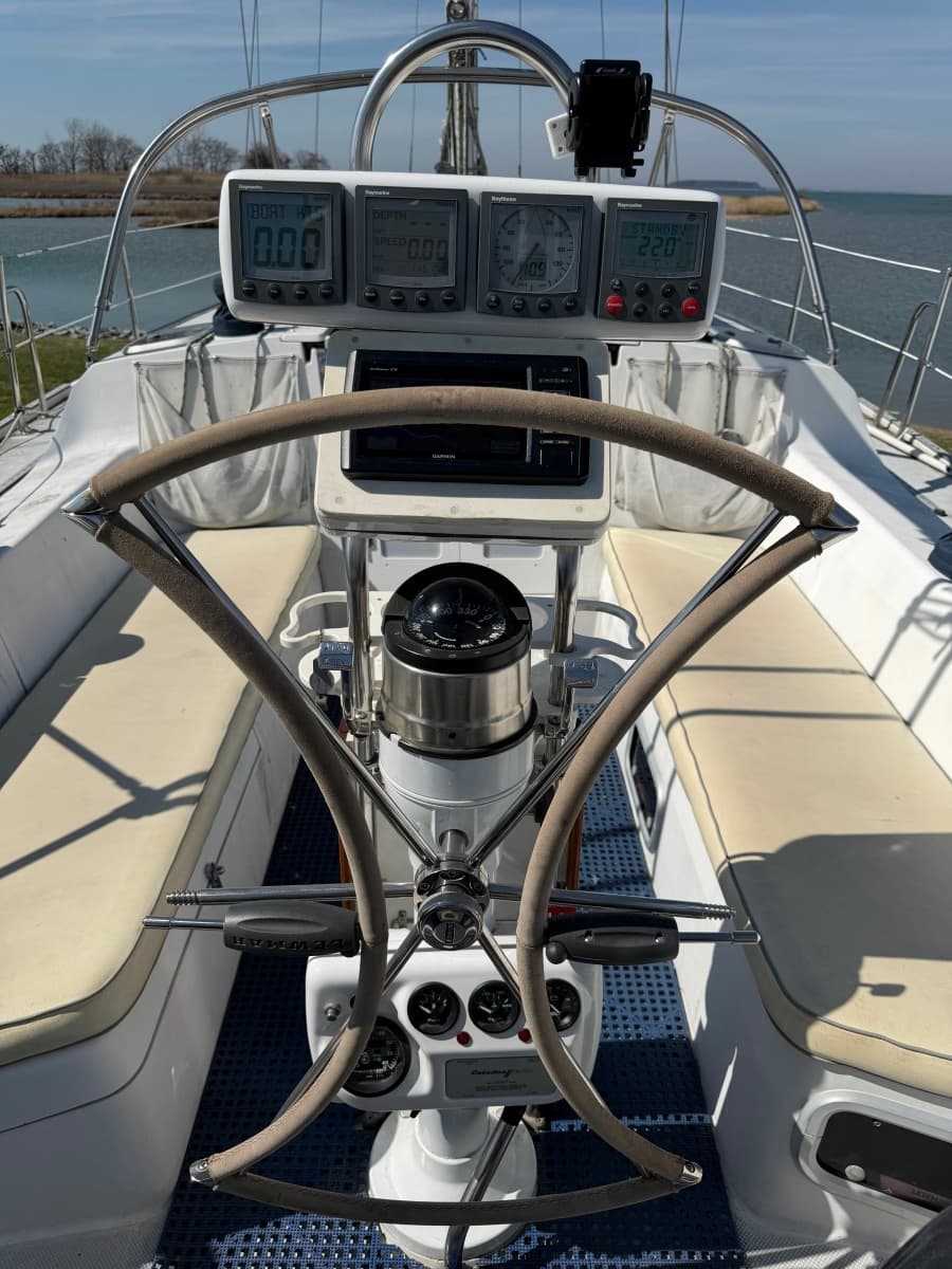 1995 Catalina 36 Mk II - Photo 8