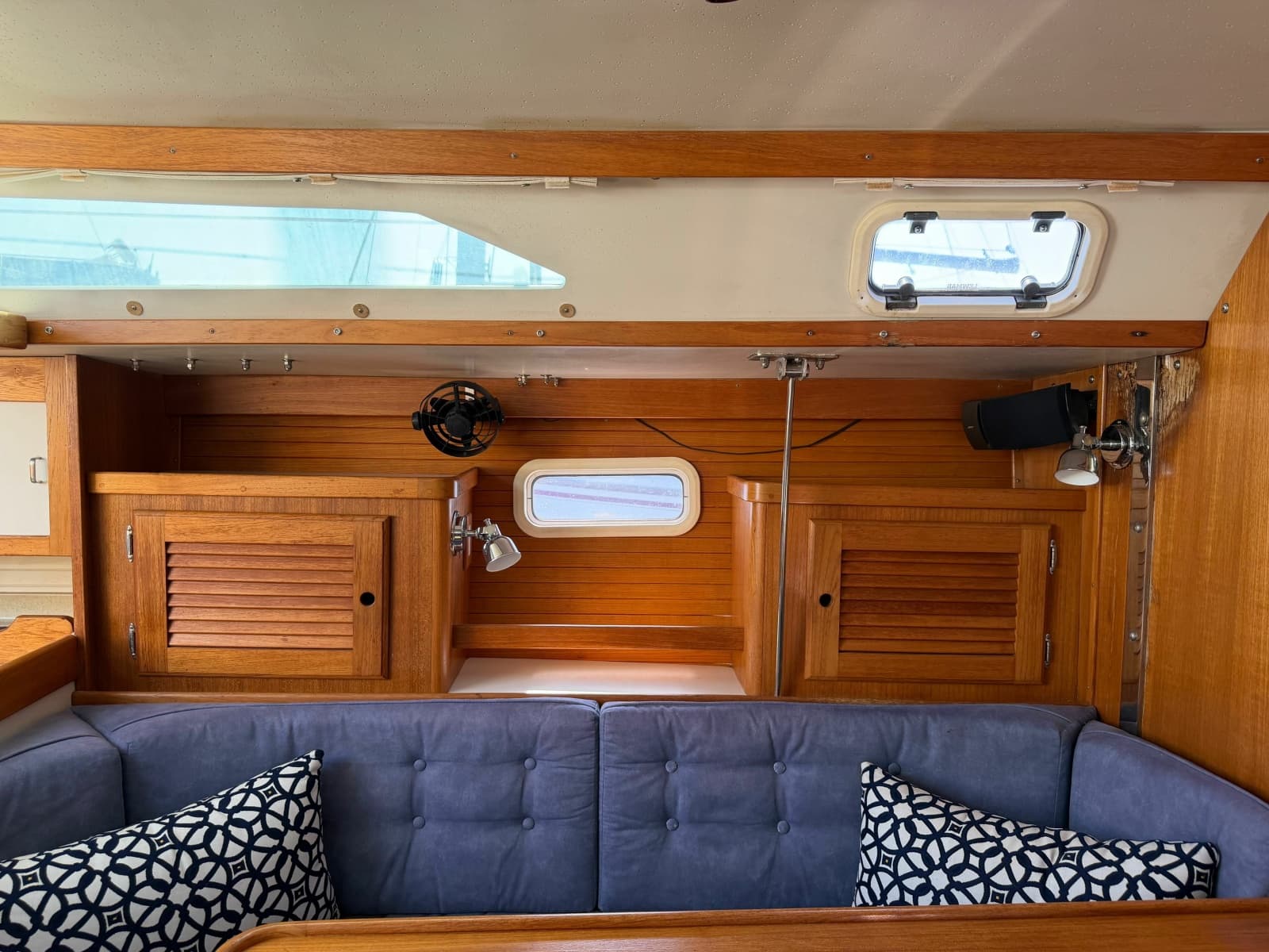 1995 Catalina 36 Mk II - Photo 28