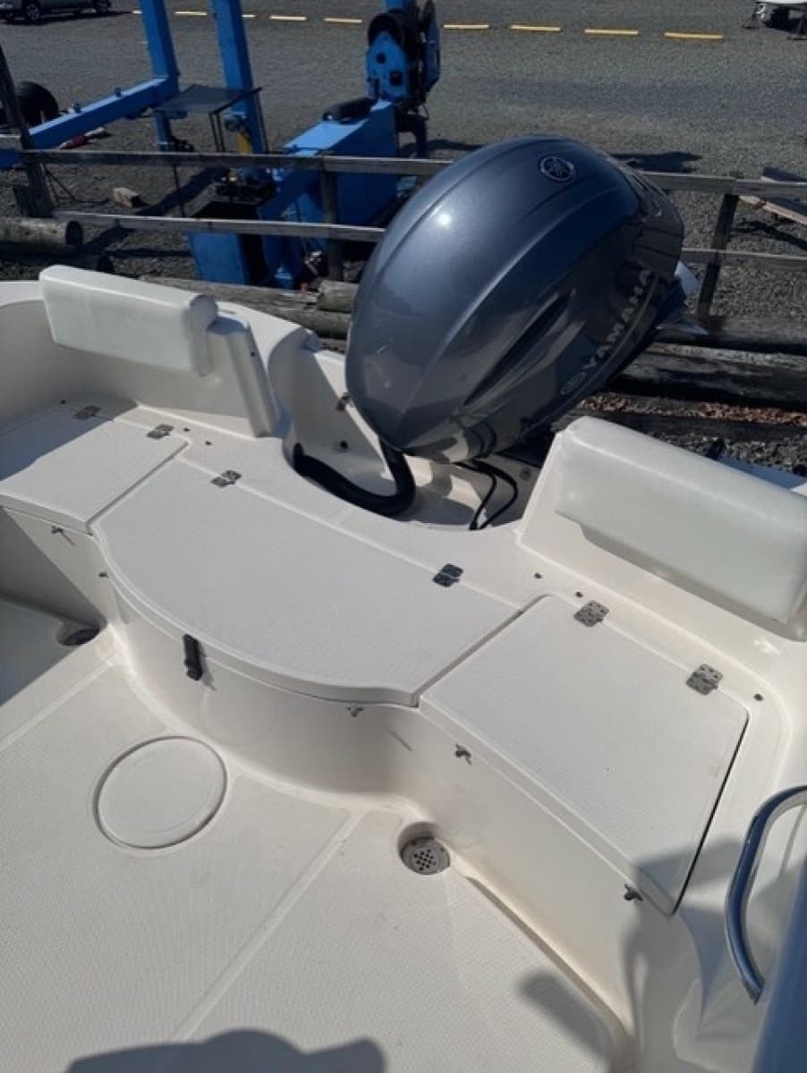 2019 Bulls Bay 230 Center Console - Photo 6