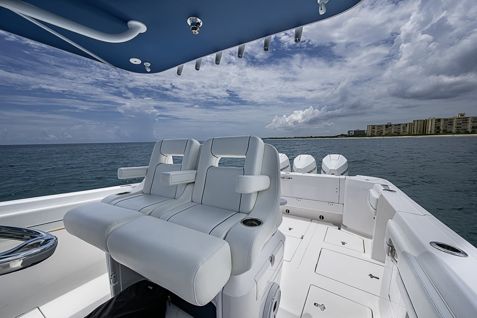 2023 Intrepid 375 Nomad FE - Photo 18