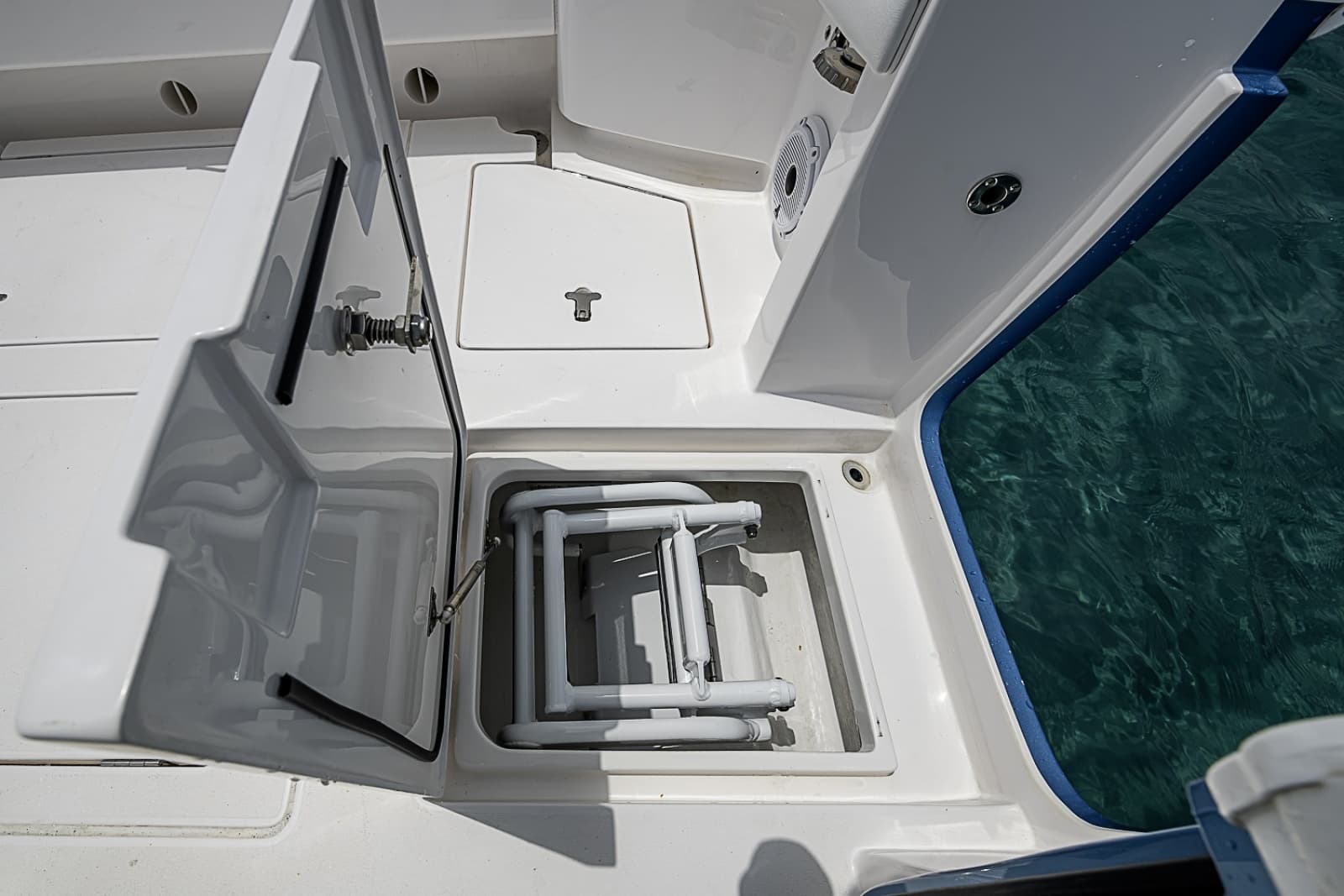 2023 Intrepid 375 Nomad FE - Photo 25
