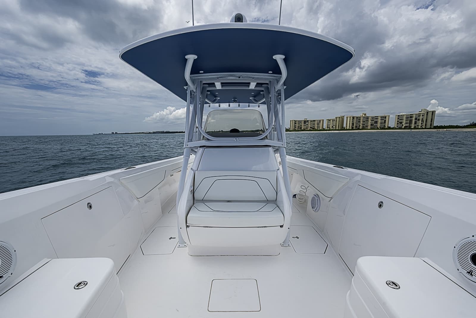 2023 Intrepid 375 Nomad FE - Photo 11