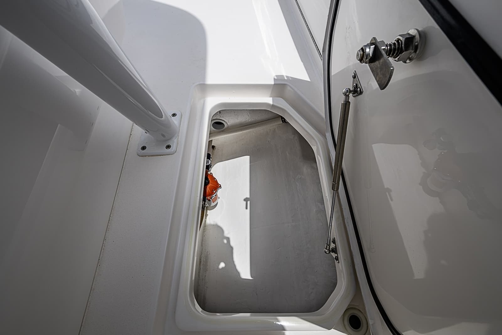 2023 Intrepid 375 Nomad FE - Photo 13