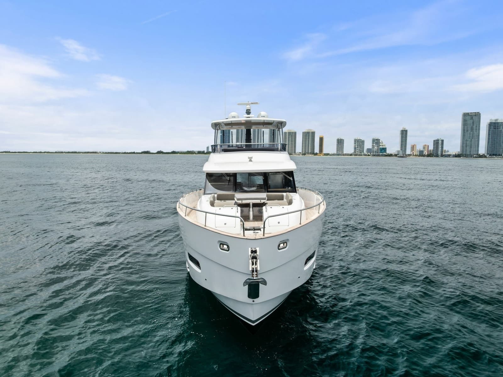 2021 Azimut Magellano 66 - Photo 3