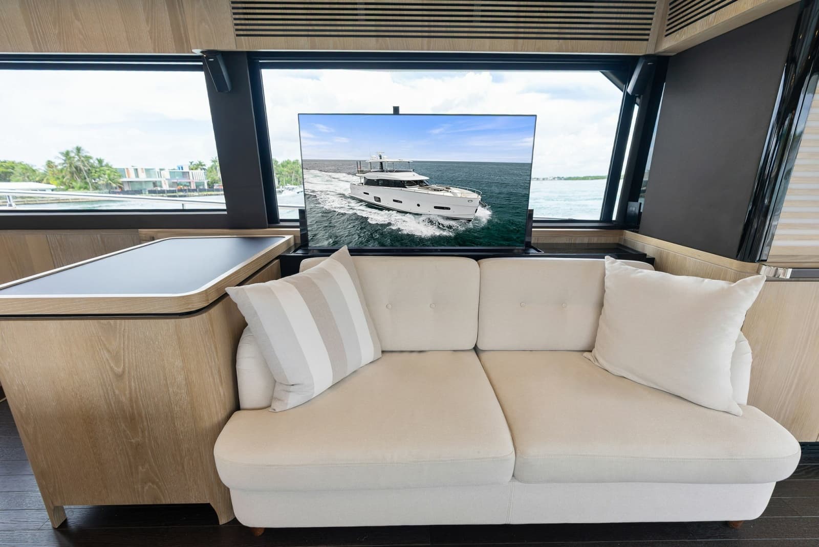2021 Azimut Magellano 66 - Photo 35
