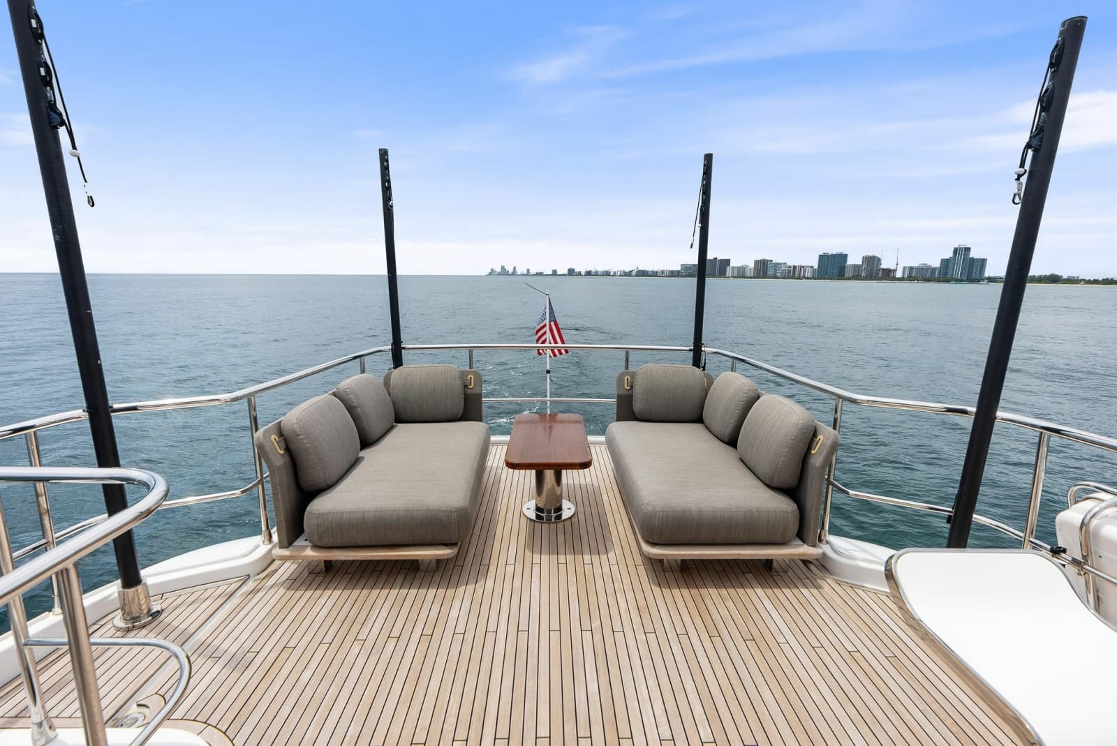 2021 Azimut Magellano 66 - Photo 22