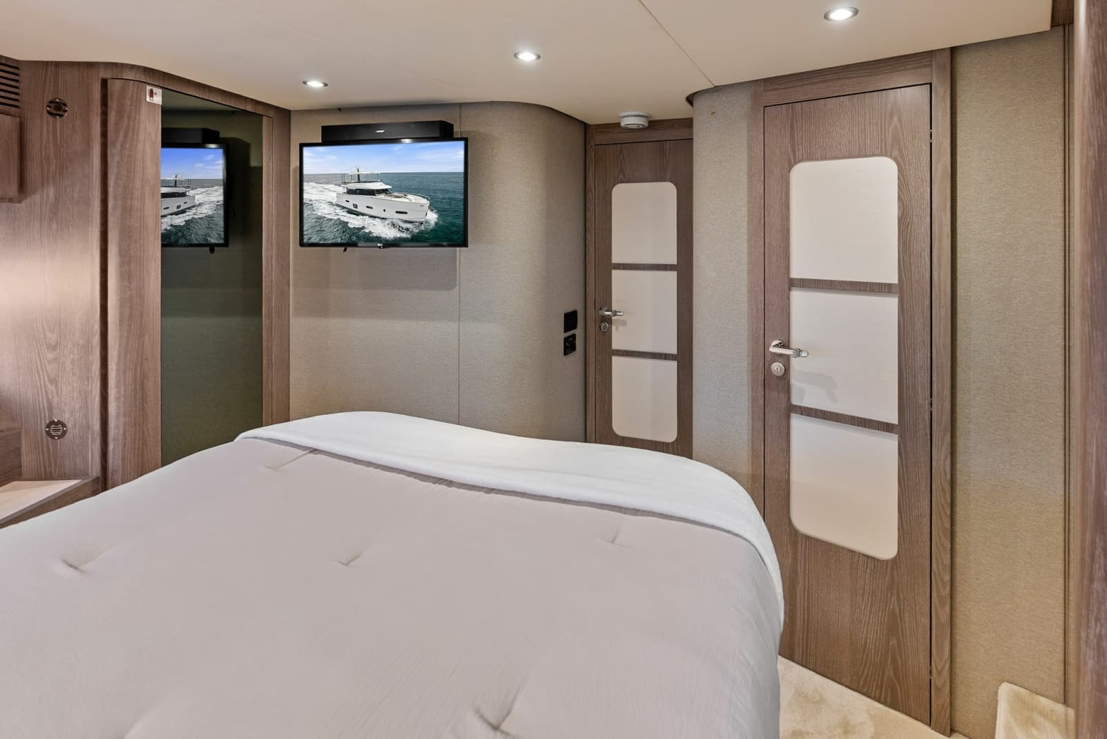 2021 Azimut Magellano 66 - Photo 54
