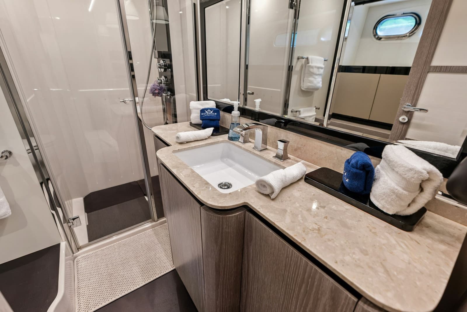 2021 Azimut Magellano 66 - Photo 51