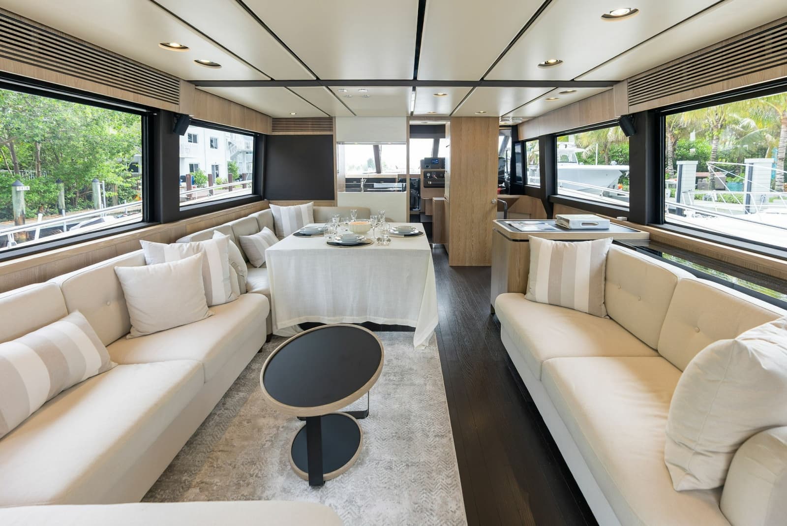 2021 Azimut Magellano 66 - Photo 31