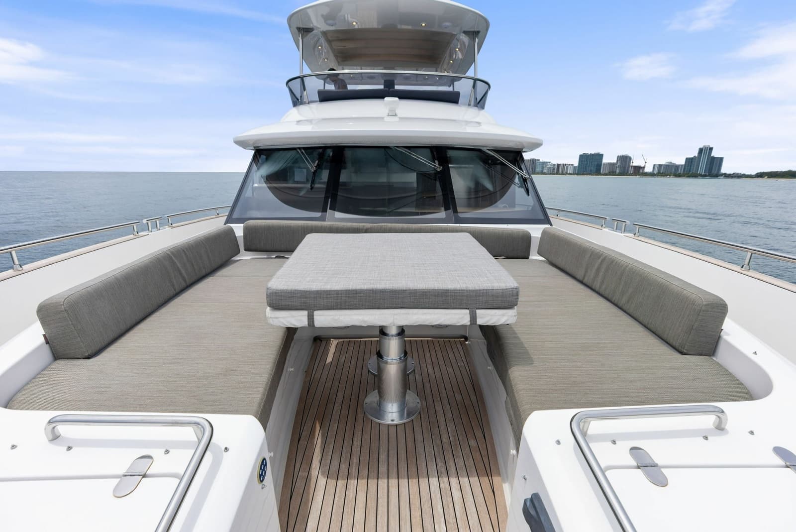 2021 Azimut Magellano 66 - Photo 17
