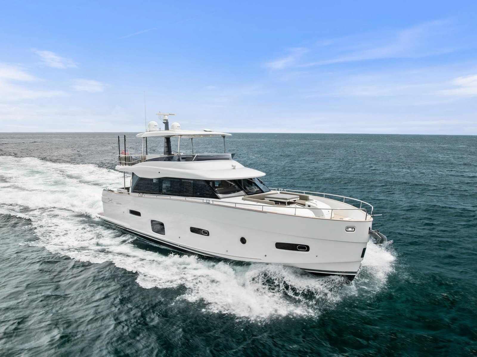 2021 Azimut Magellano 66 - Photo 11