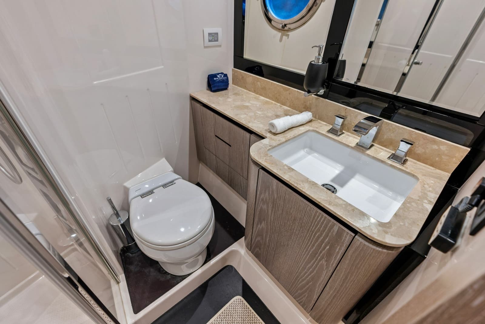 2021 Azimut Magellano 66 - Photo 55