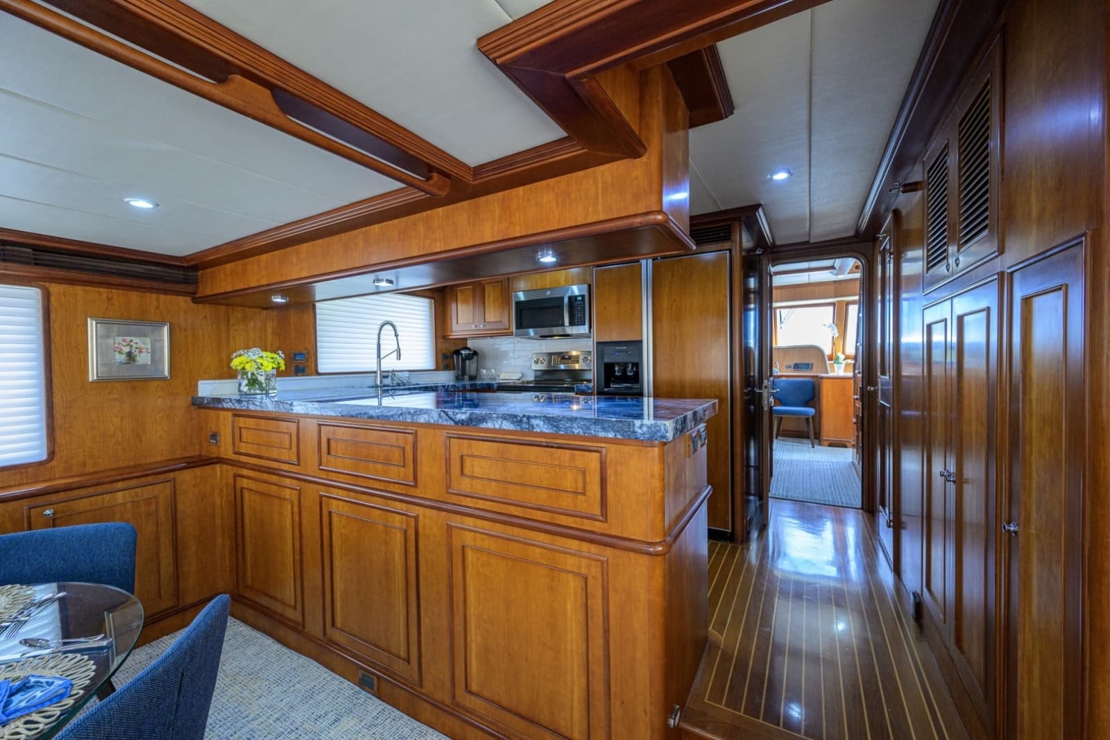 2008 Outer Reef Yachts 800 MY - Photo 8
