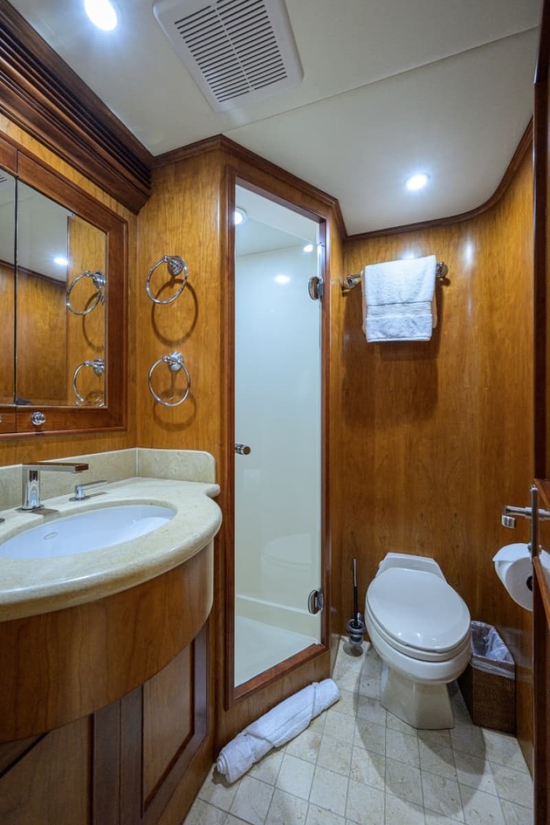 2008 Outer Reef Yachts 800 MY - Photo 20