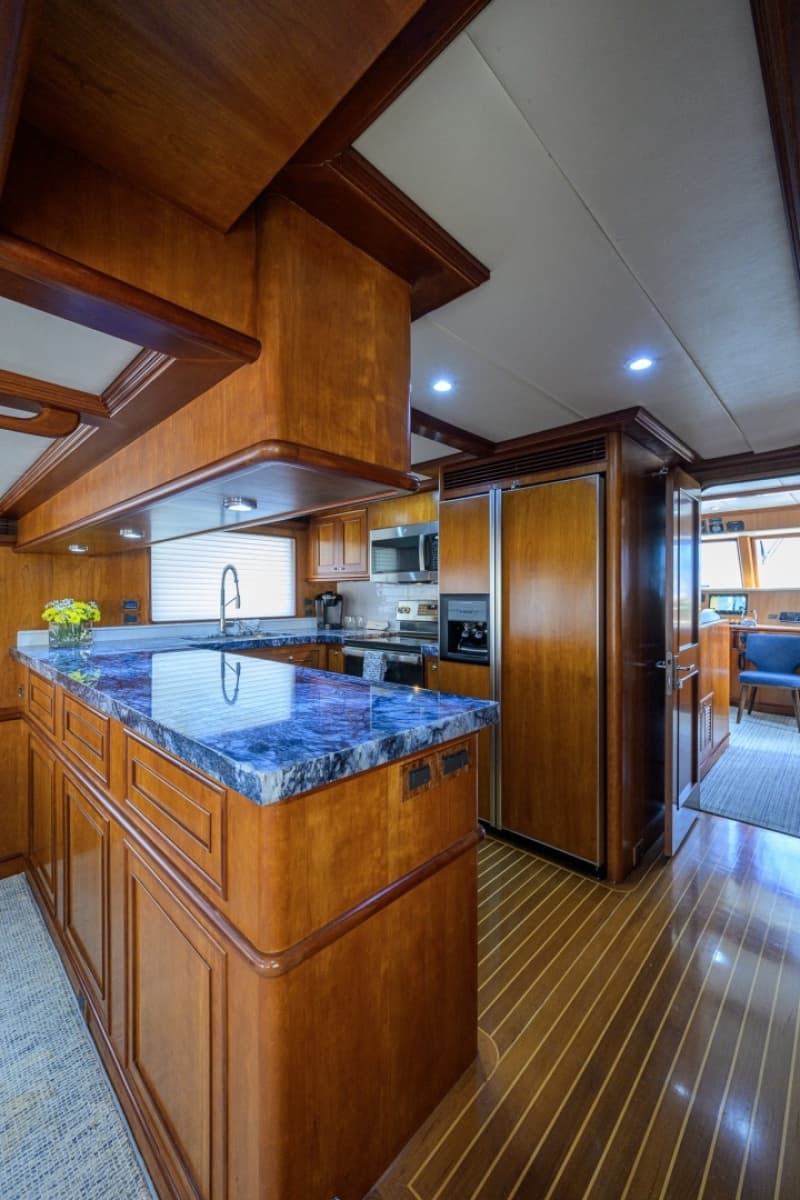 2008 Outer Reef Yachts 800 MY - Photo 9