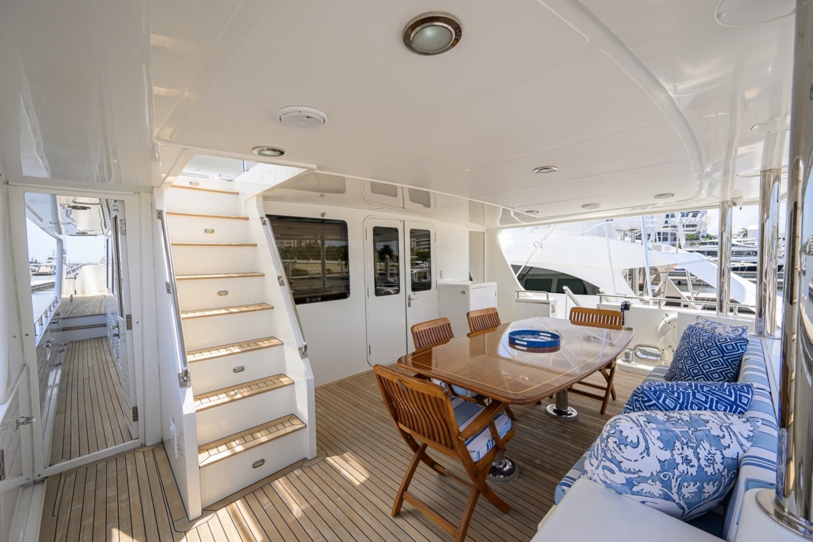 2008 Outer Reef Yachts 800 MY - Photo 35