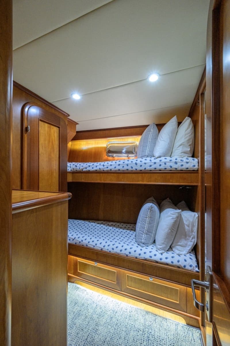 2008 Outer Reef Yachts 800 MY - Photo 30