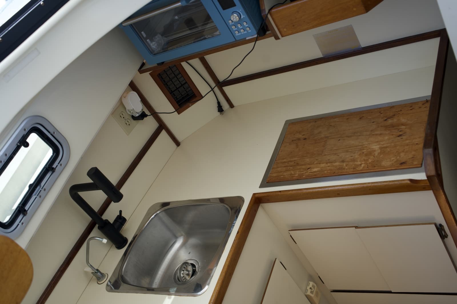 1998 Camano Troll 31 - Photo 29
