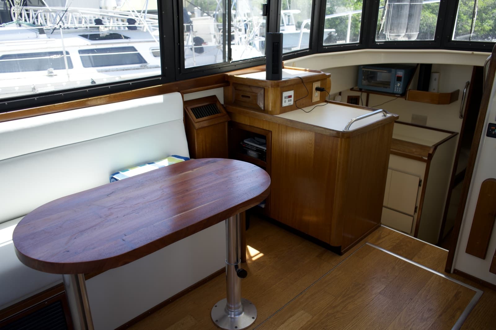 1998 Camano Troll 31 - Photo 33