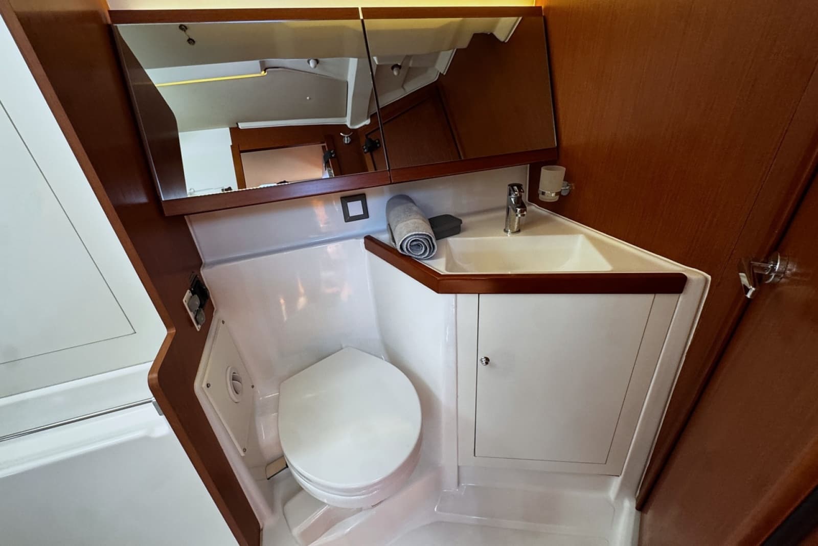2020 Beneteau Oceanis 46.1 - Photo 73