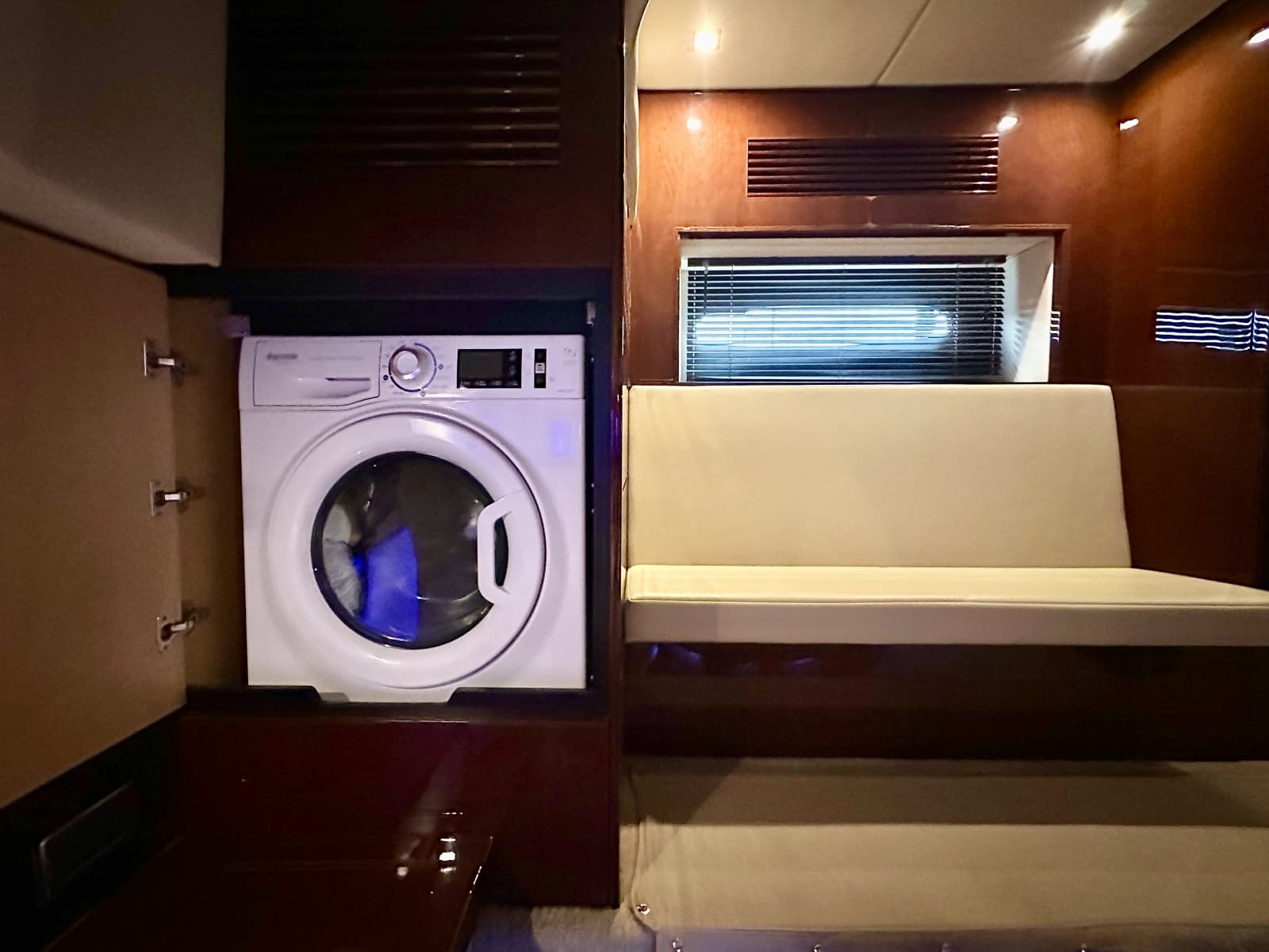 2008 Sea Ray 470 Sedan Bridge - Photo 23