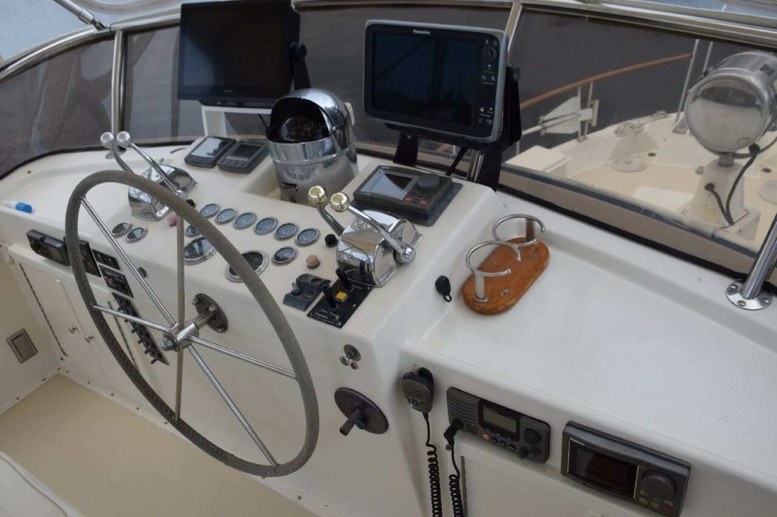 1978 Hatteras LRC - Photo 12
