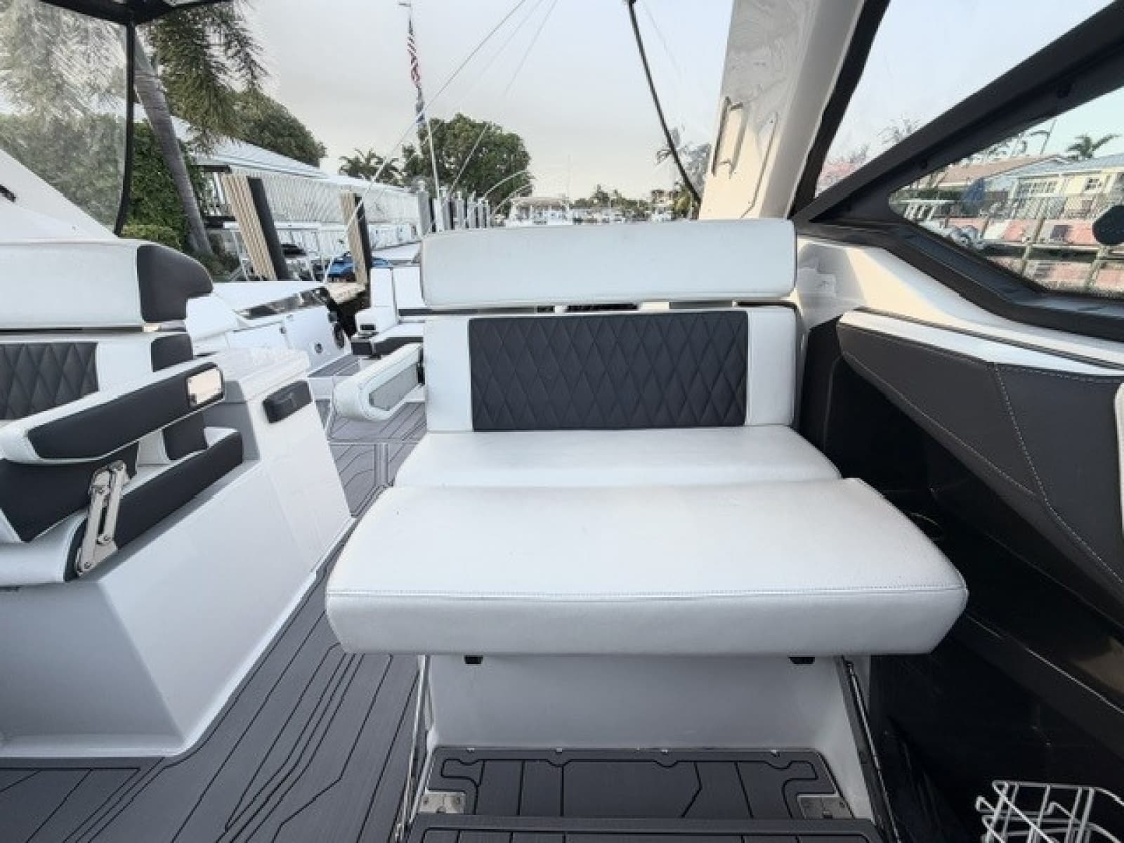 2021 Monterey 385SE Super Express - Photo 9