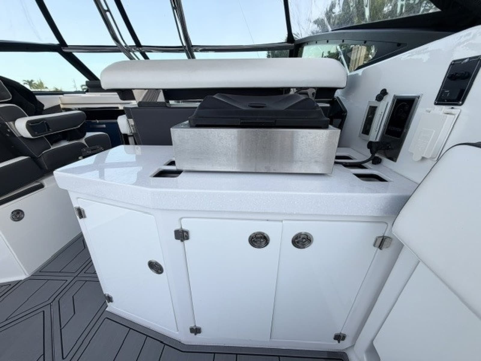 2021 Monterey 385SE Super Express - Photo 8