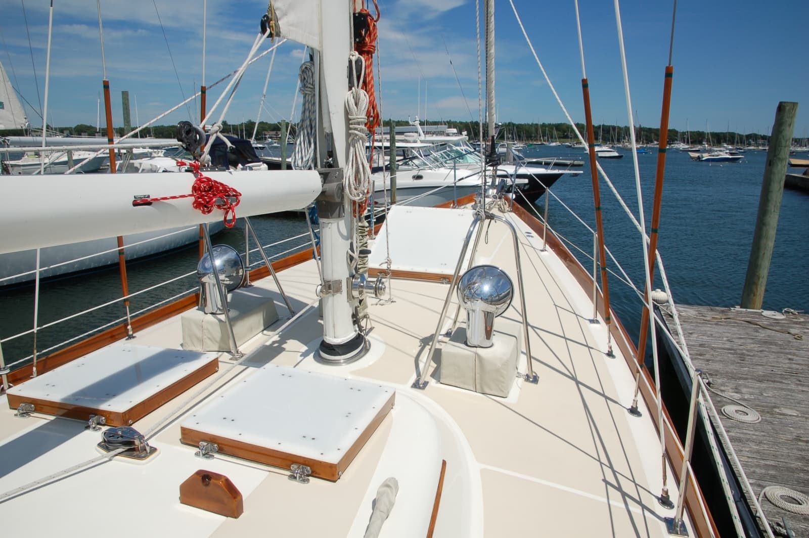 1976 Hinckley 50 Sou'wester - Photo 72