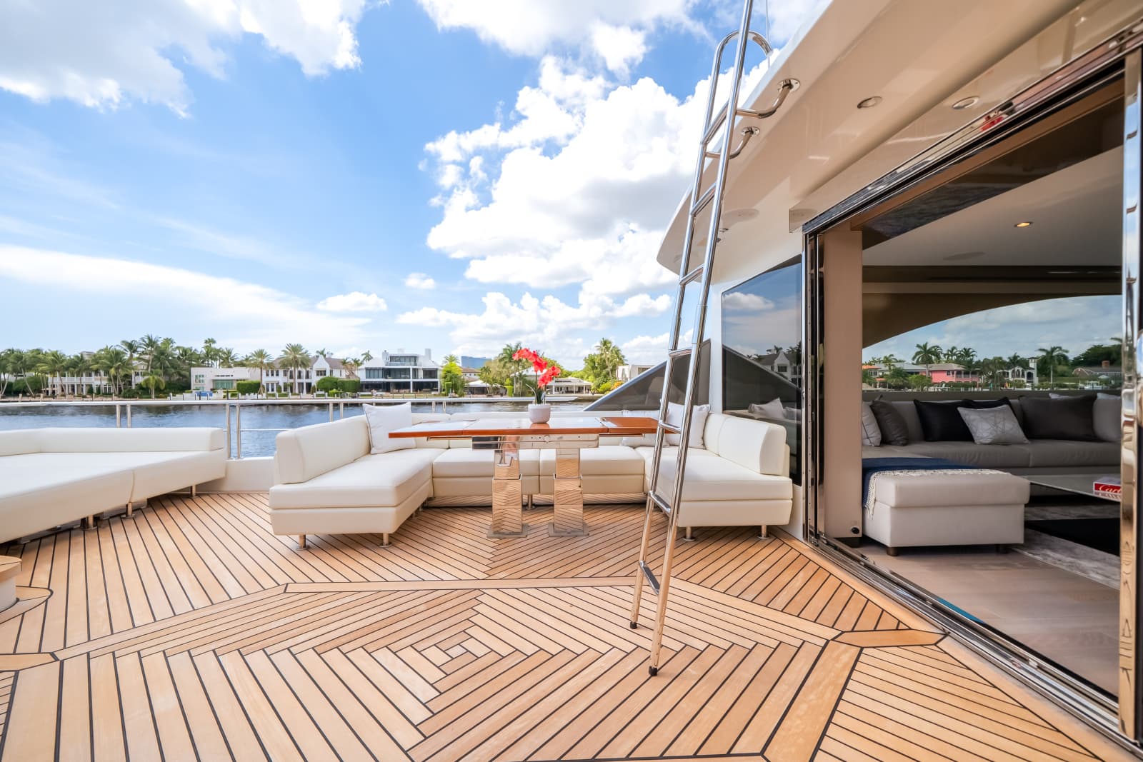 2025 Ocean Alexander 27R - Photo 94