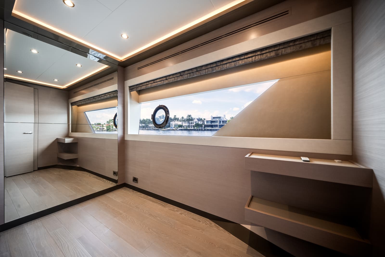 2025 Ocean Alexander 27R - Photo 55