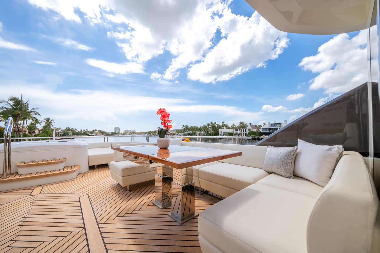 2025 Ocean Alexander 27R - Photo 89