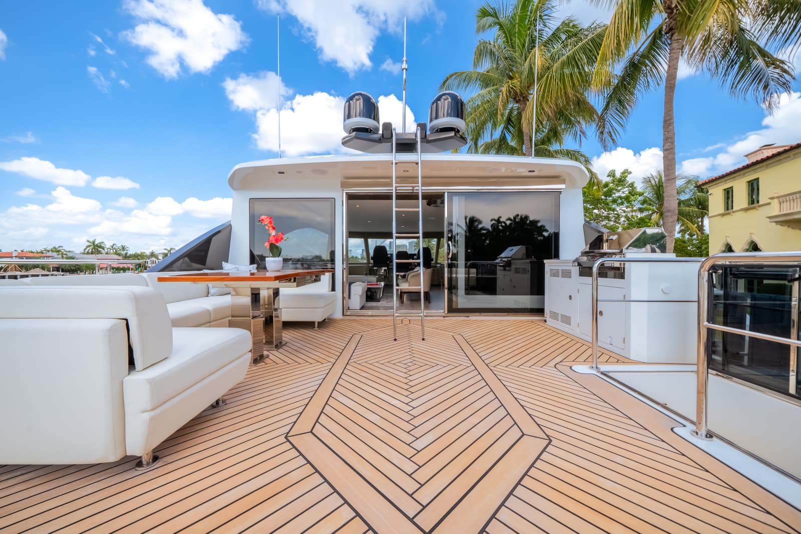 2025 Ocean Alexander 27R - Photo 90