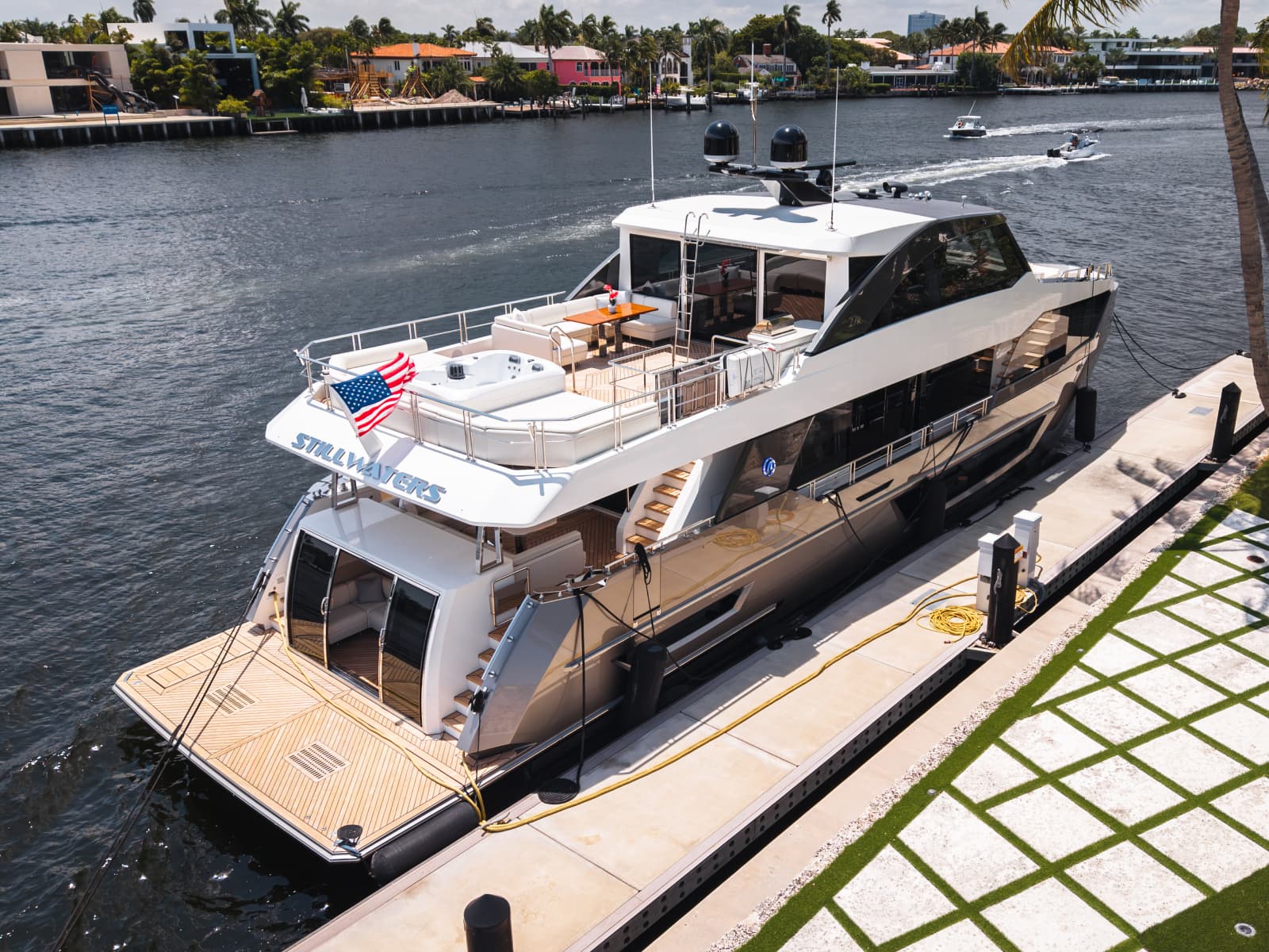 2025 Ocean Alexander 27R - Photo 4